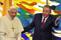 'Paus sprak maar een uurtje met Raul Castro'